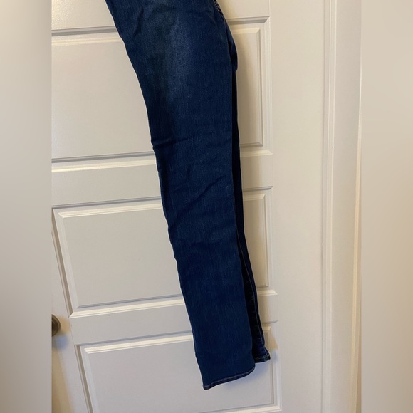 FASHION NOVA RIPPED BLUE JEANS SIZE 7/8 - Picture 6 of 9